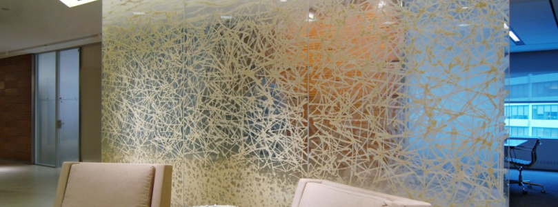 Látványos falburkolat üvegből