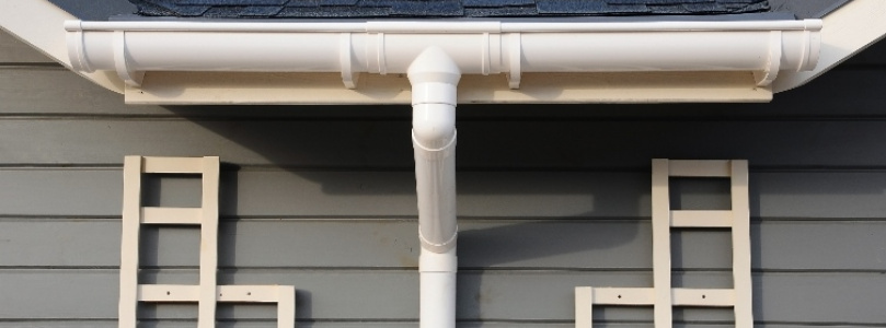 Szürke víz csöpög az ereszcsatornából?