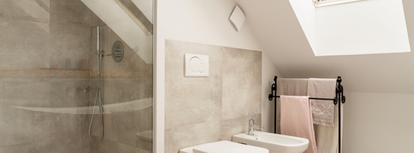 Vonalra lejtetett zuhanylefolyó