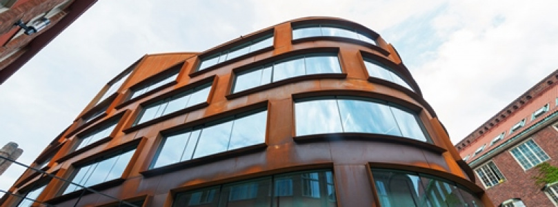 Divatos fémek a homlokzaton