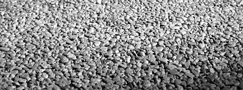 Ez lesz a közeljövő kedvelt burkolattípusa: a kőszőnyeg